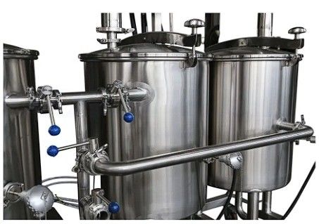 Cip nhà máy trượt bồn trạm sạch trong vị trí hệ thống bồn làm sạch máy